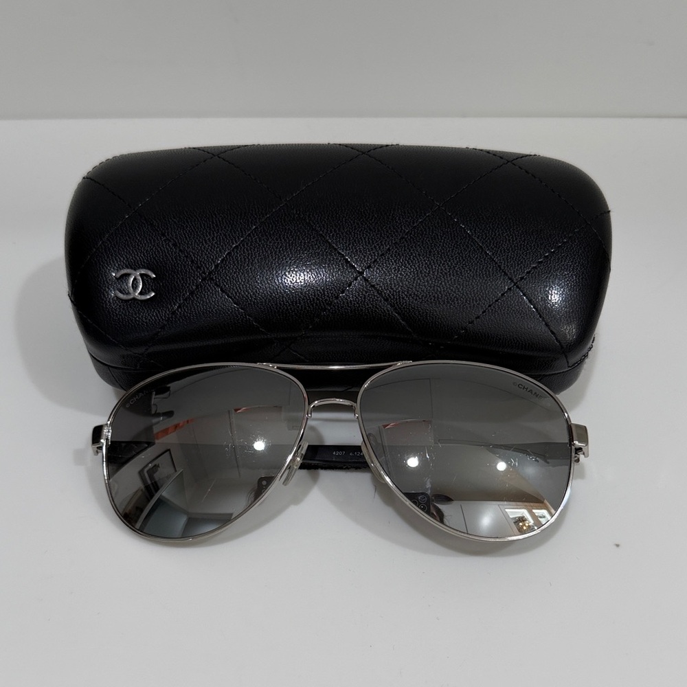 CHANEL Silver Aviator Sunglasses with Black Quilted Case